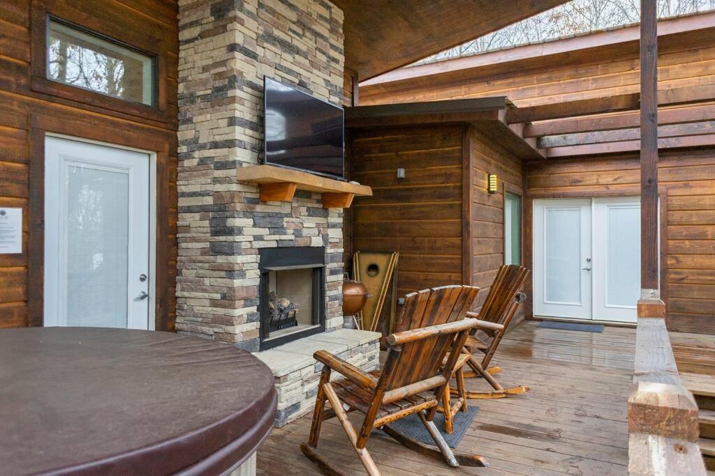 Diamond Cabin W/ Jet Shower & Secluded Back Deck! Broken Bow Ngoại thất bức ảnh
