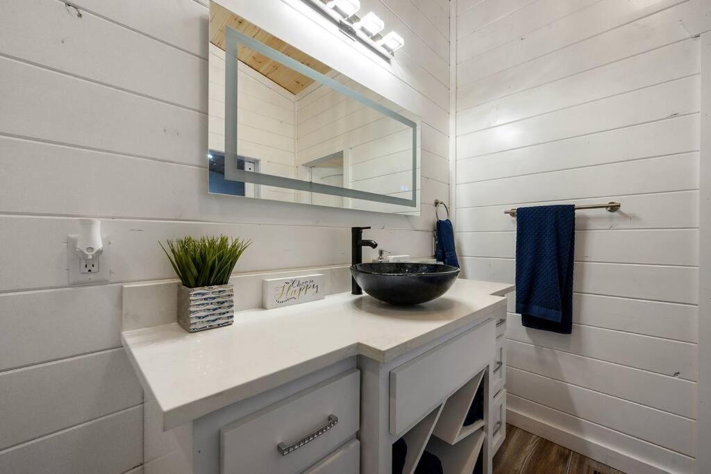 Diamond Cabin W/ Jet Shower & Secluded Back Deck! Broken Bow Ngoại thất bức ảnh