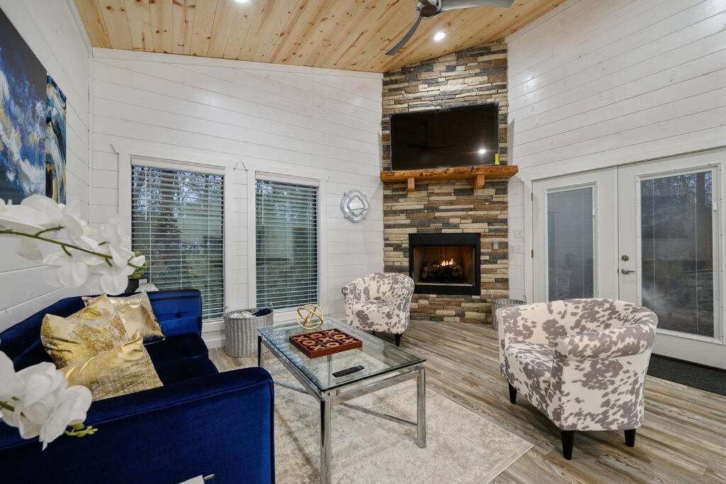 Diamond Cabin W/ Jet Shower & Secluded Back Deck! Broken Bow Ngoại thất bức ảnh